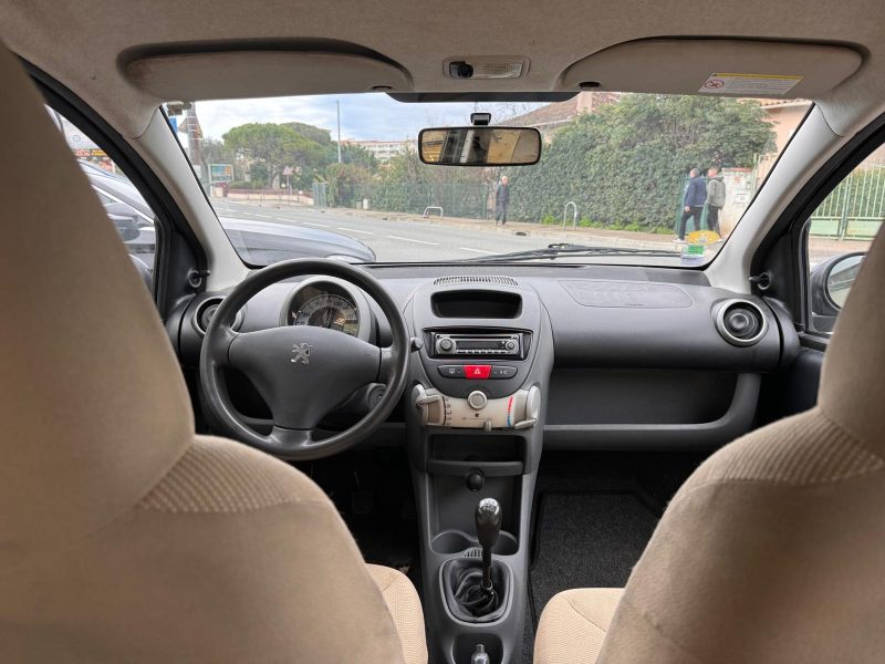 Peugeot 107 1.0L 68CH Urban Move