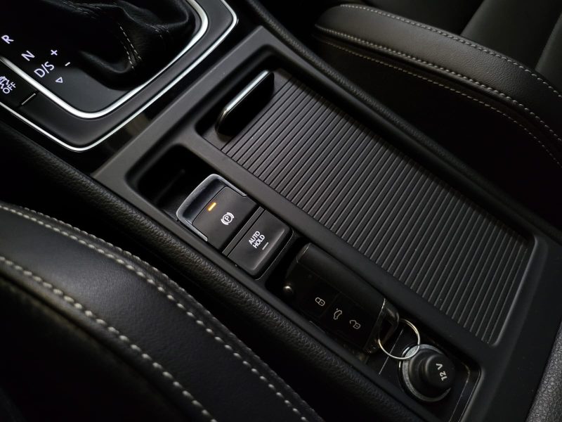 VOLKSWAGEN GOLF VII R 4motion 2.0 310cv /VIRTUAL COCKPIT+DYNAUDIO+SIEGE CHAUFFANT/