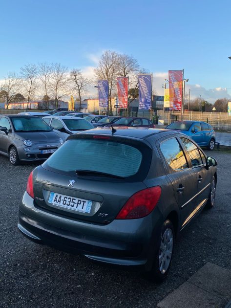 PEUGEOT 207 2009