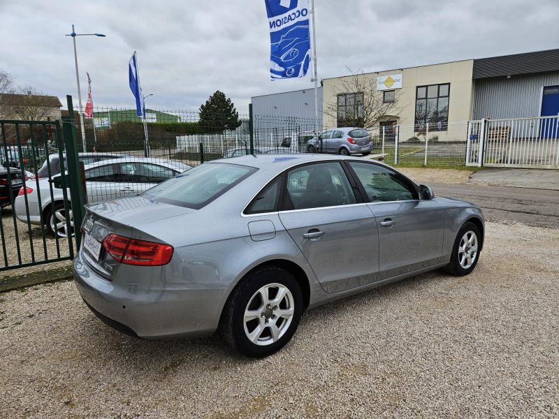 AUDI A4 2008