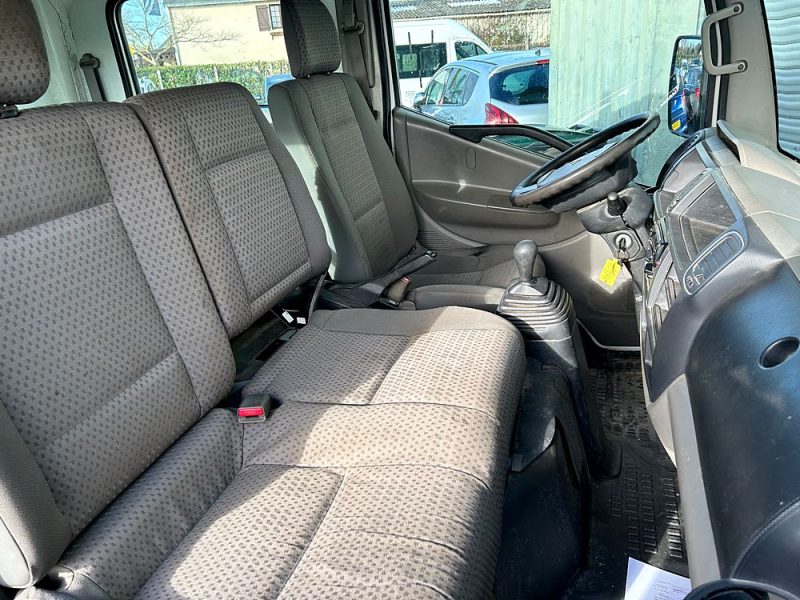 NISSAN CABSTAR tri benne 35.13 2.5 DCI 130cv