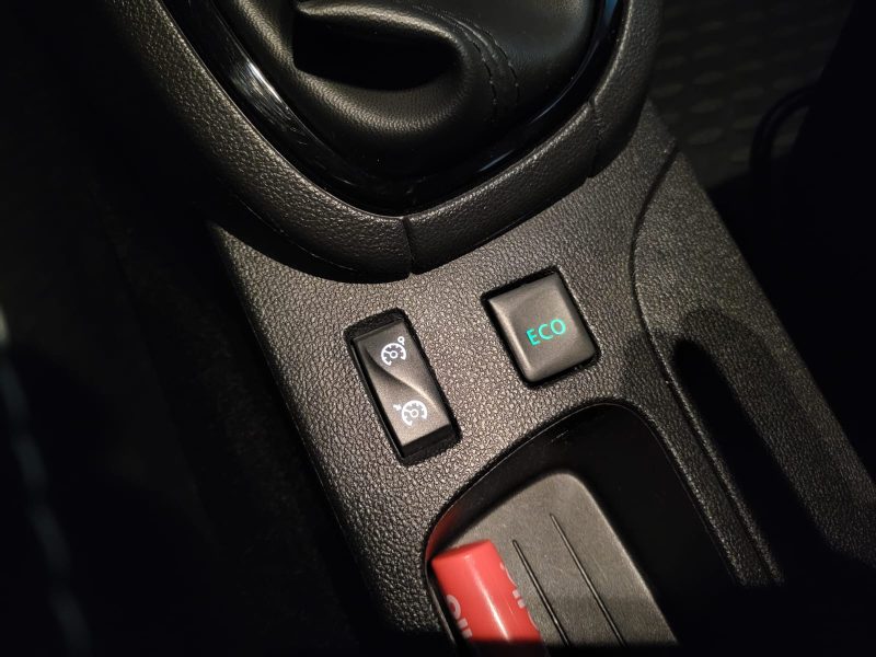 1.5 dCi 75 cv RADAR AR / REGULATEUR / LIMITEUR 