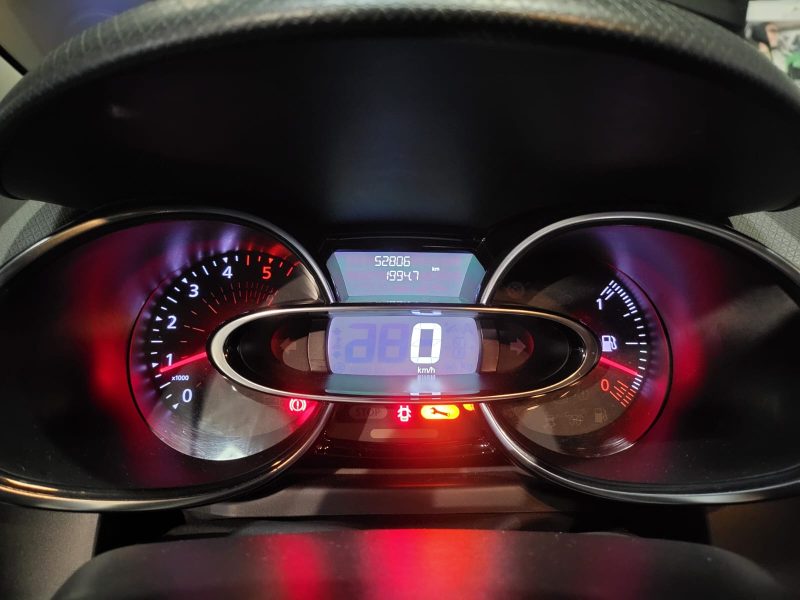 RENAULT CLIO IV 1.5 dCi 90cv Business / RADAR-AR/GPS/BLUETOOTH