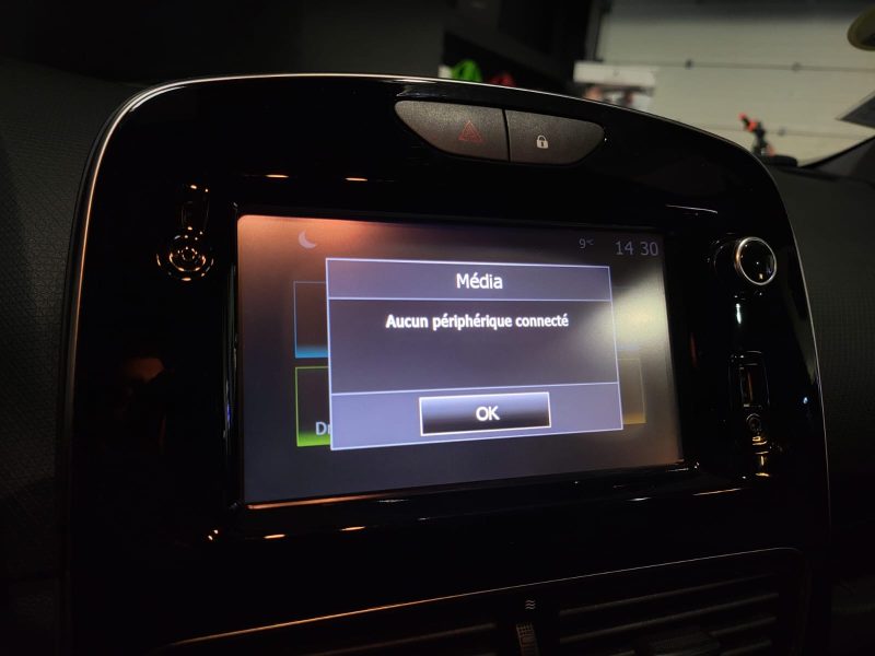RENAULT CLIO IV 1.5 dCi 90cv Business / RADAR-AR/GPS/BLUETOOTH
