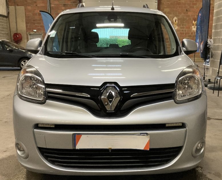 RENAULT KANGOO II PHASE 2 1.5 DCI 95 Cv 1ERE MAIN / 5 PLACES GPS ATTELAGE BLUETOOTH - GARANTIE 1 AN