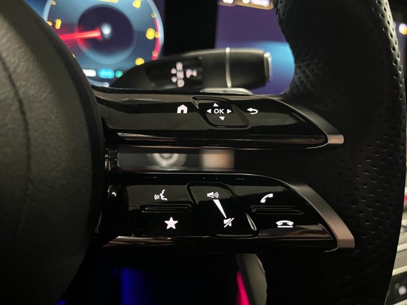 MERCEDES CLASSE E 220 D AMG LINE TOIT OUVRANT / TETE HAUTE / BURMEISTER 