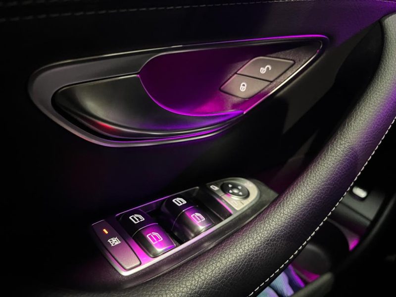 MERCEDES CLASSE E 220 D AMG LINE TOIT OUVRANT / TETE HAUTE / BURMEISTER 