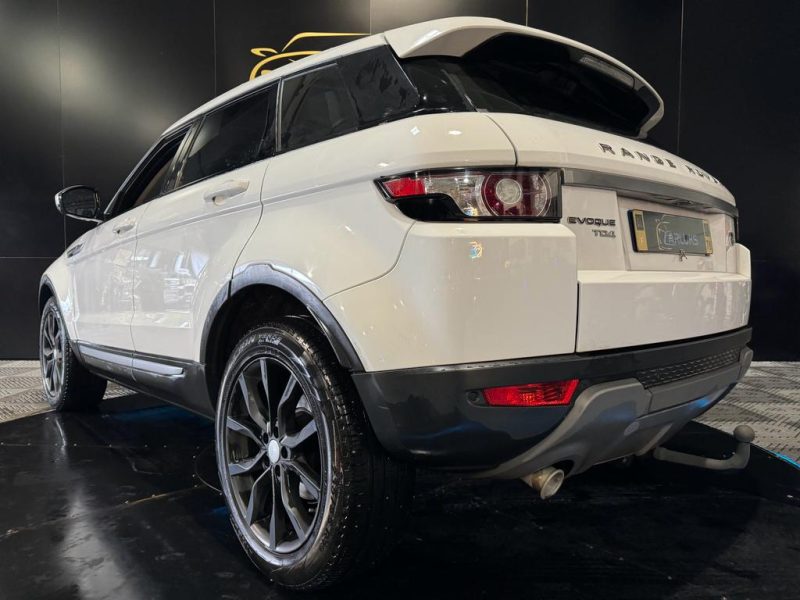 LAND ROVER RANGE ROVER EVOQUE 2.2 D 4x4 150 cv TD4 DYNAMIC / TOIT PANO / SIEGES ELECTRIQUE