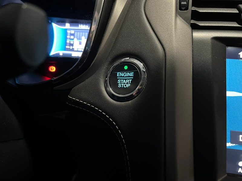 2.0 Hybrid 190 cv VIGNALE / CAMERA AR / CARPLAY / SIEGES ELECTRIQUE