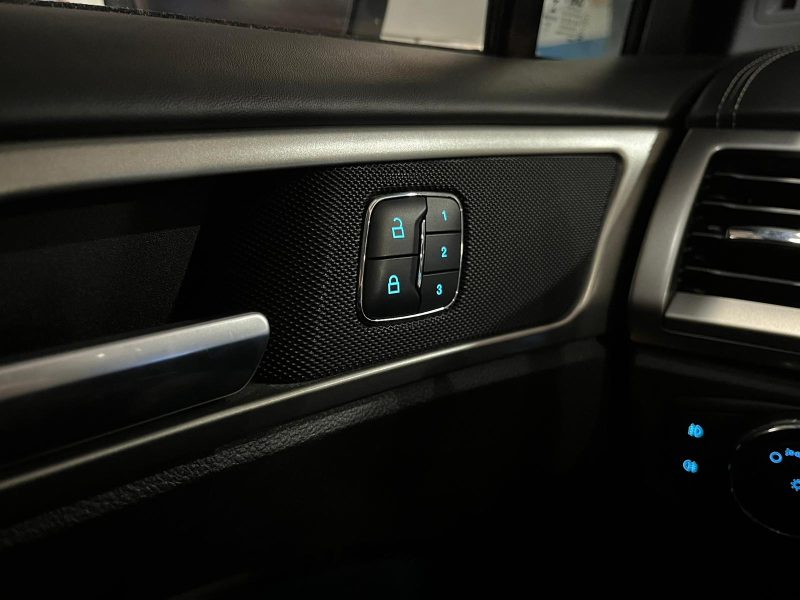 2.0 Hybrid 190 cv VIGNALE / CAMERA AR / CARPLAY / SIEGES ELECTRIQUE