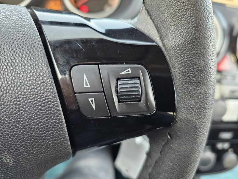 OPEL CORSA D  1.2. 80 CH CLIM 5 PORTES 