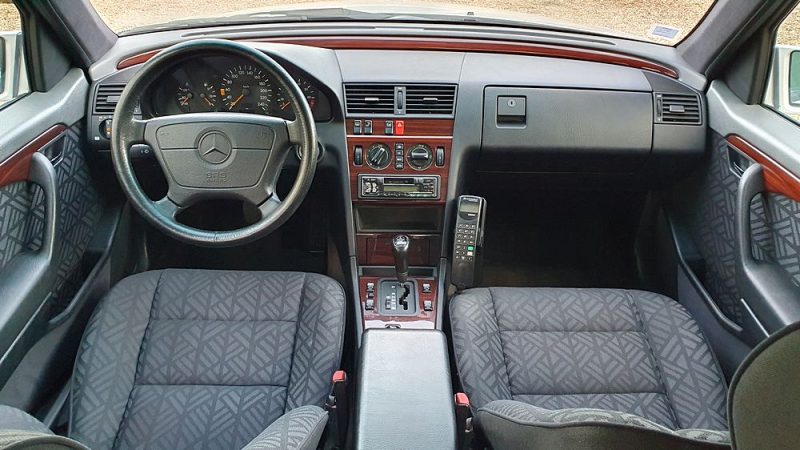 MERCEDES C 180  1.8 i 122 ch ( W202 ) ELEGANCE BA