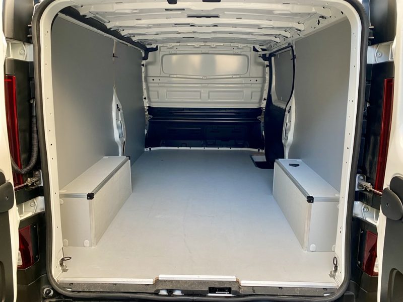 RENAULT TRAFIC III Camionnette 2023