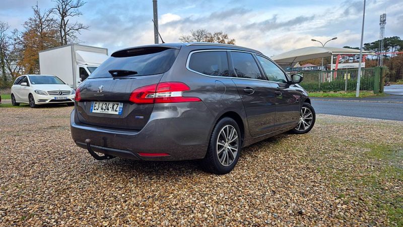 PEUGEOT 308 SW 1.2 THP 131 ch ALLURE PACK
