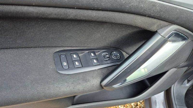 PEUGEOT 308 SW 1.2 THP 131 ch ALLURE PACK