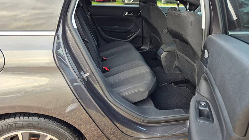 PEUGEOT 308 SW 1.2 THP 131 ch ALLURE PACK