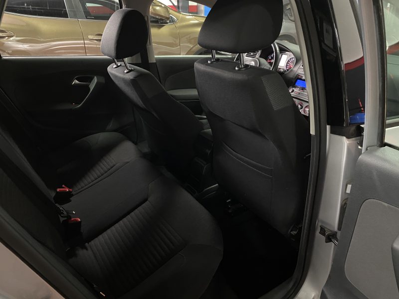 VOLKSWAGEN POLO V 1.2 70 CH / Radar de recul