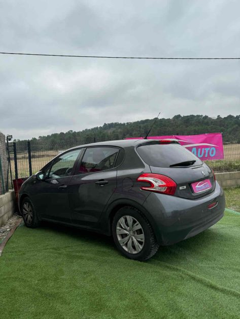 PEUGEOT 208 I 2015