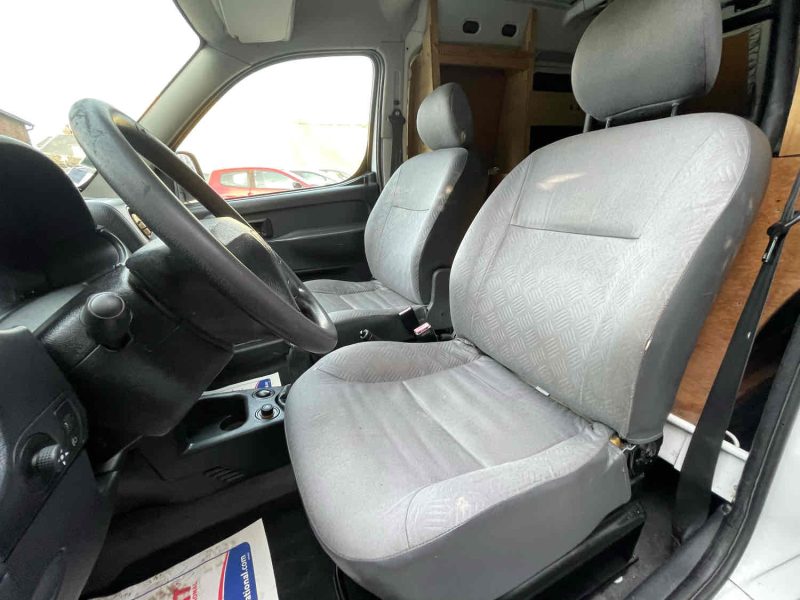 CITROEN BERLINGO / BERLINGO FIRST Camionnette/Monospace 2006 1.4 bivalent 65cv