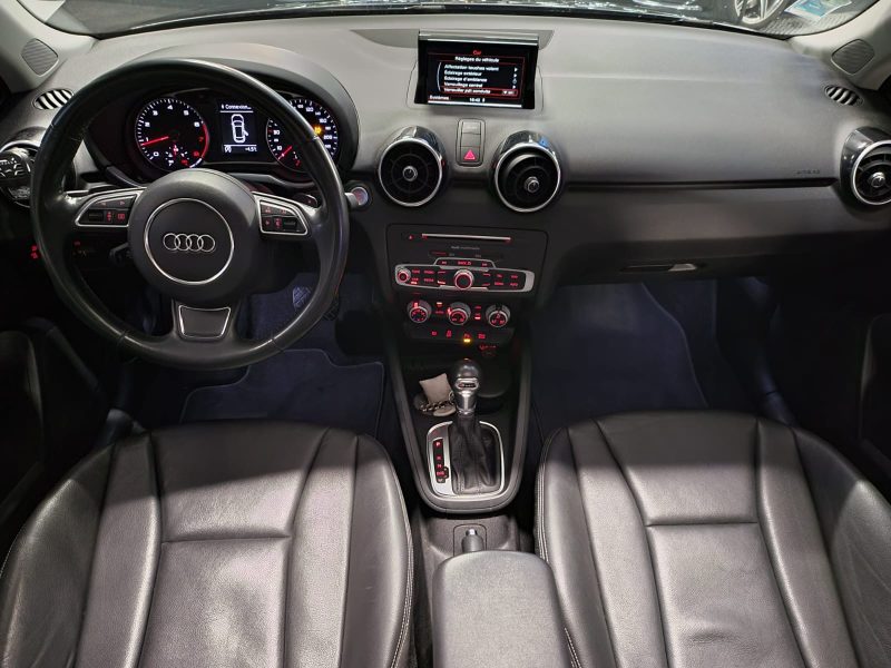 AUDI A1 Sportback 1.4 TFSI 125cv AMBITION LUXE 2ème MAIN TOIT OUVRANT / INTERIEUR CUIR