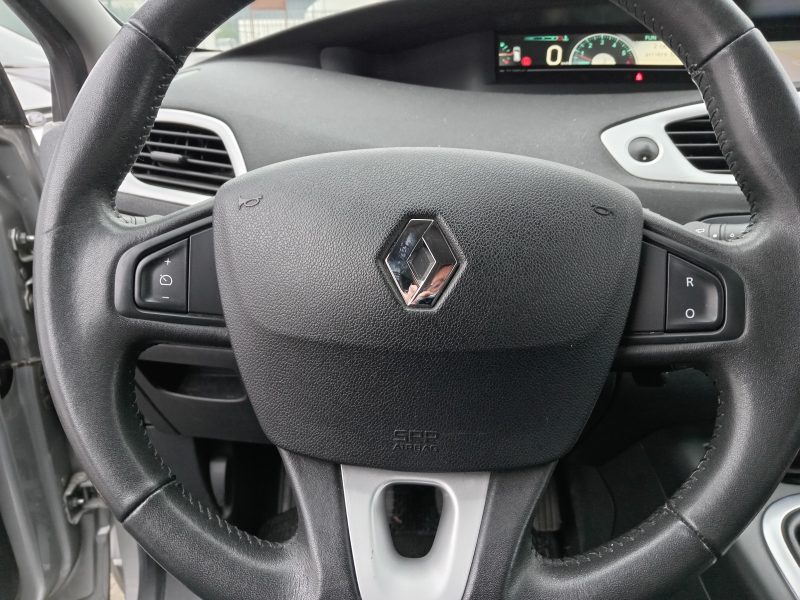 RENAULT SCENIC III 2010