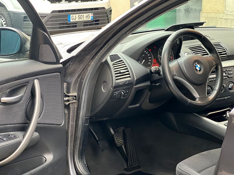 BMW  SERIE 1 118D  PACK LUXE PAYEZ EN 4X !