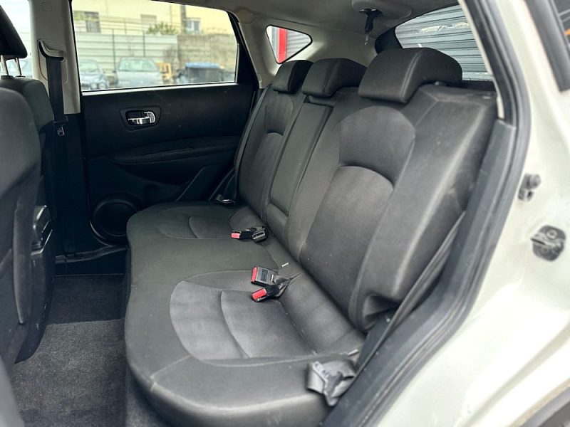 NISSAN QASHQAI  2012