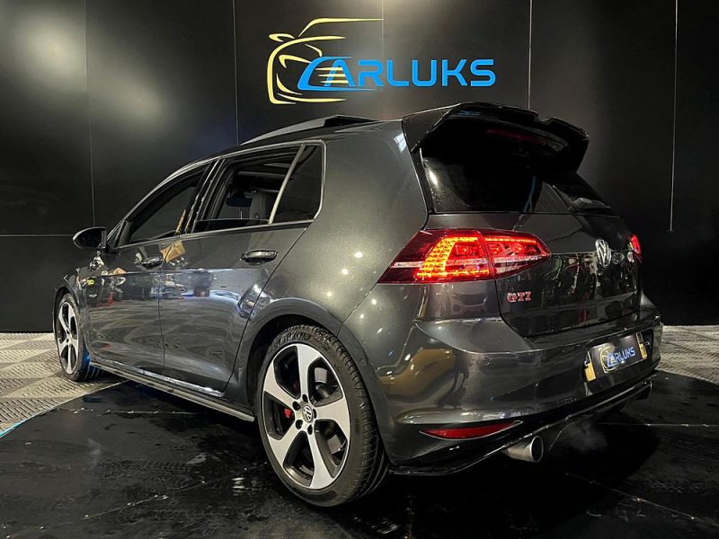 VOLKSWAGEN GOLF 2.0 TFSI 230 CV DSG6 PERF ANGLES MORT / CAMERA / CARPLAY / CLAPET D'ECHAPPEMENT