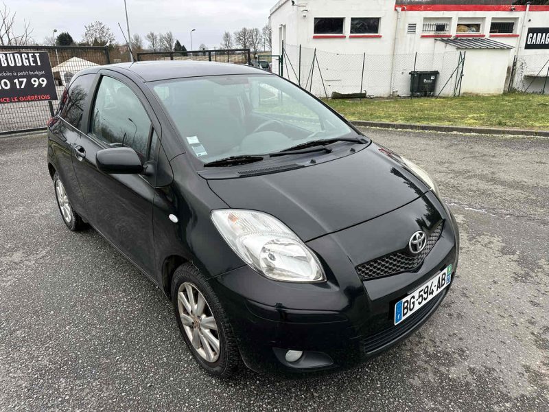TOYOTA YARIS 2009
