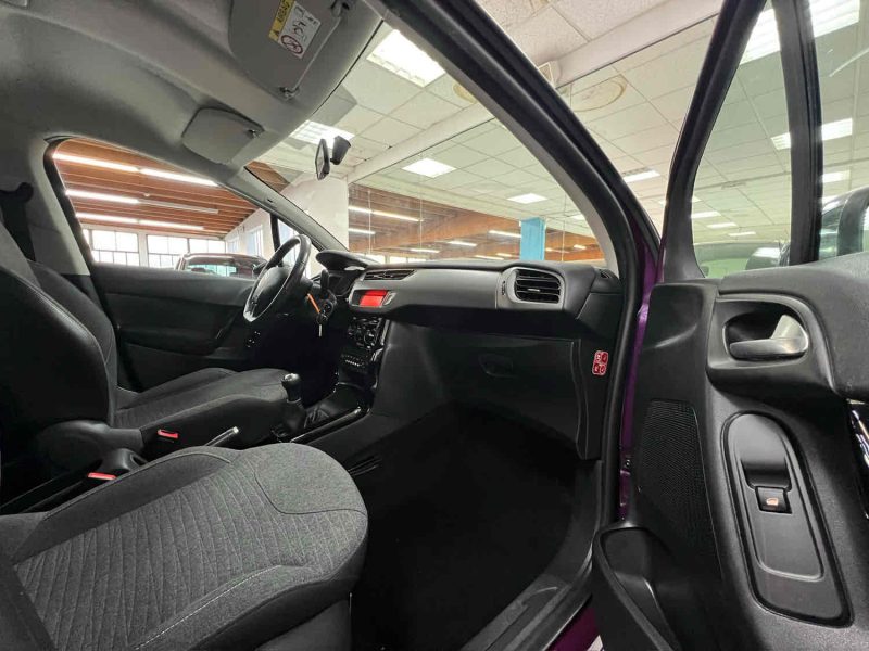 Citroen C3 II 1.2 VTi 82cv Selection