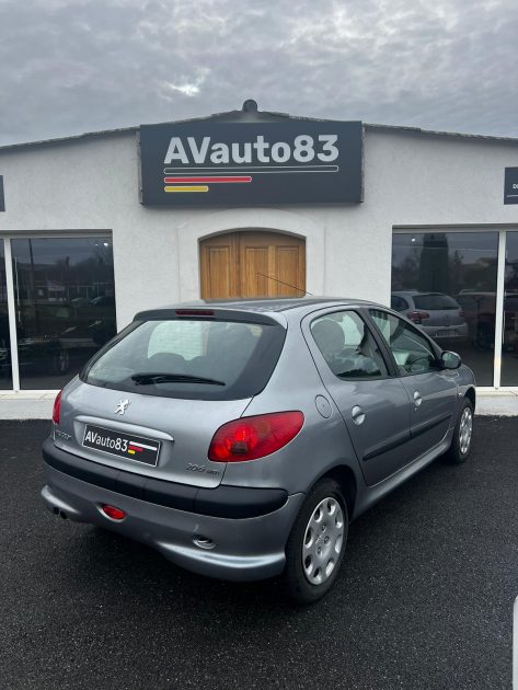 PEUGEOT 206 HDI 70 5T 2005