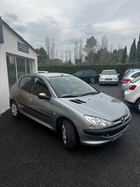 PEUGEOT 206 HDI 70 5T 2005