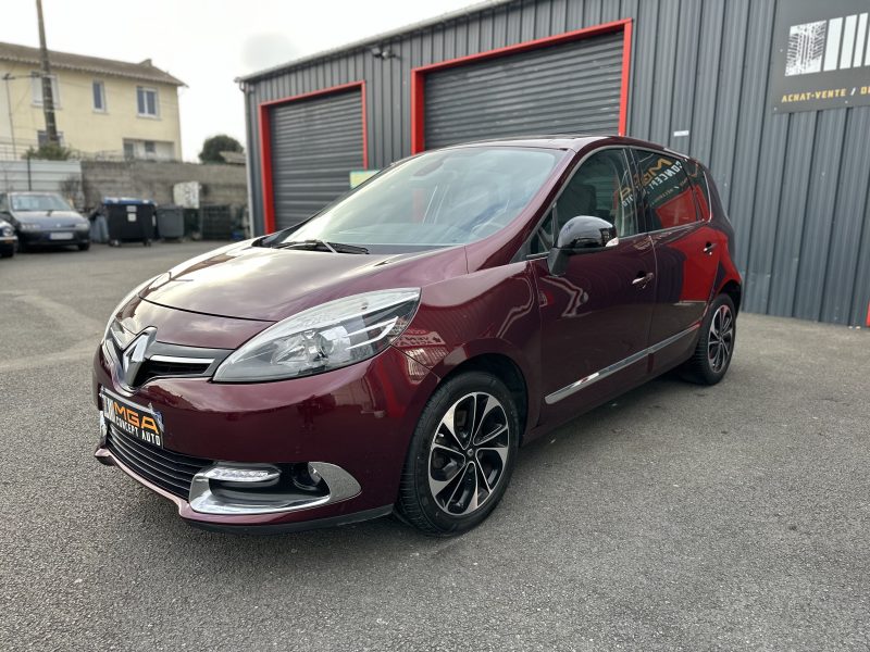 RENAULT SCÉNIC III 2015