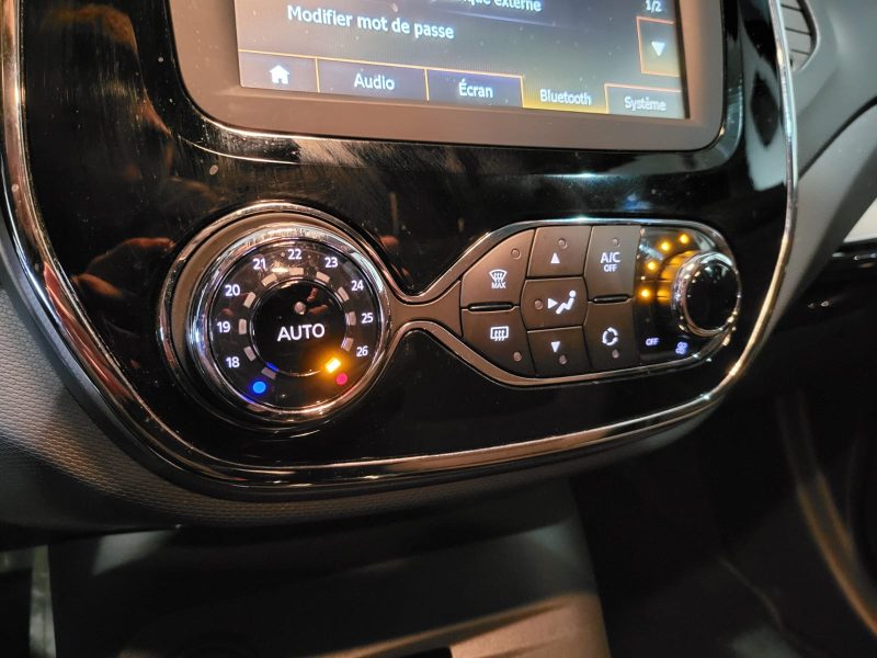 RENAULT CAPTUR 1.2 TCe 120cv Intens Boite Auto // RADAR-AR/GPS/BLUETOOTH