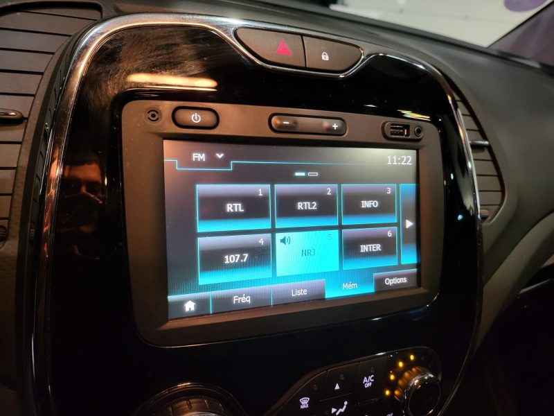 RENAULT CAPTUR 1.2 TCe 120cv Intens Boite Auto // RADAR-AR/GPS/BLUETOOTH