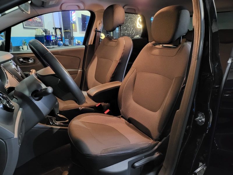 RENAULT CAPTUR 1.2 TCe 120cv Intens Boite Auto // RADAR-AR/GPS/BLUETOOTH