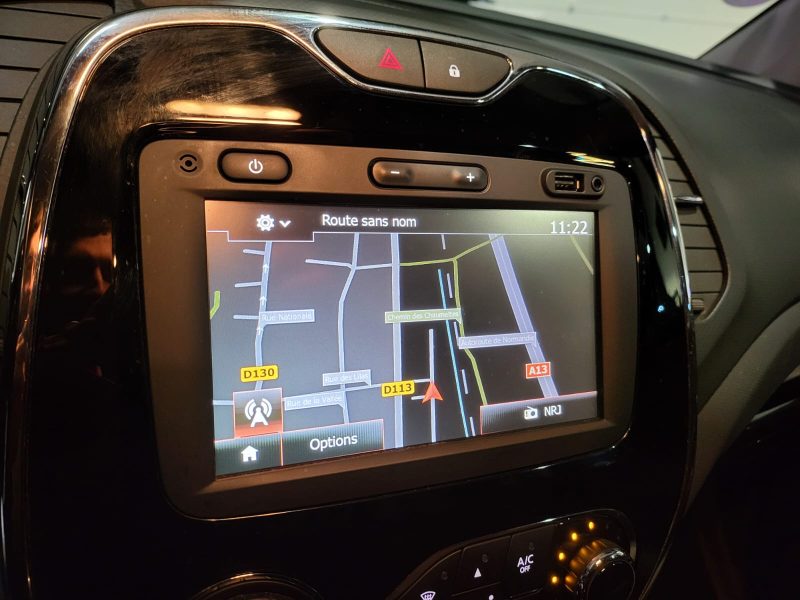 RENAULT CAPTUR 1.2 TCe 120cv Intens Boite Auto // RADAR-AR/GPS/BLUETOOTH