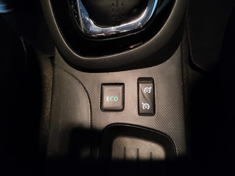 RENAULT CAPTUR 1.2 TCe 120cv Intens Boite Auto // RADAR-AR/GPS/BLUETOOTH