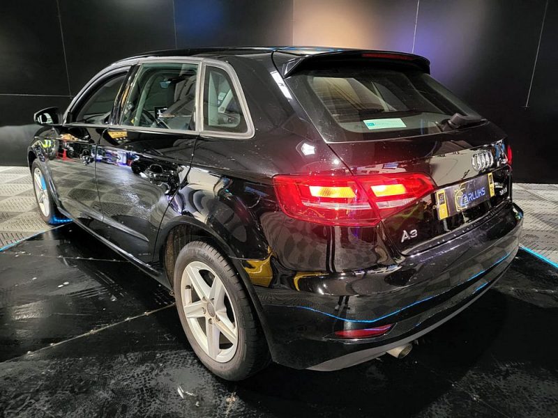 AUDI A3 SPORTBACK 1.0 TFSI 115cv Business Line BVM6 / REGULATEUR/DRIVE SELECT/BLUETOOTH