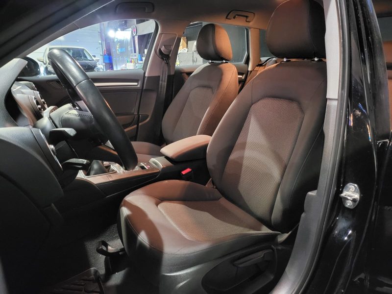 AUDI A3 SPORTBACK 1.0 TFSI 115cv Business Line BVM6 / REGULATEUR/DRIVE SELECT/BLUETOOTH