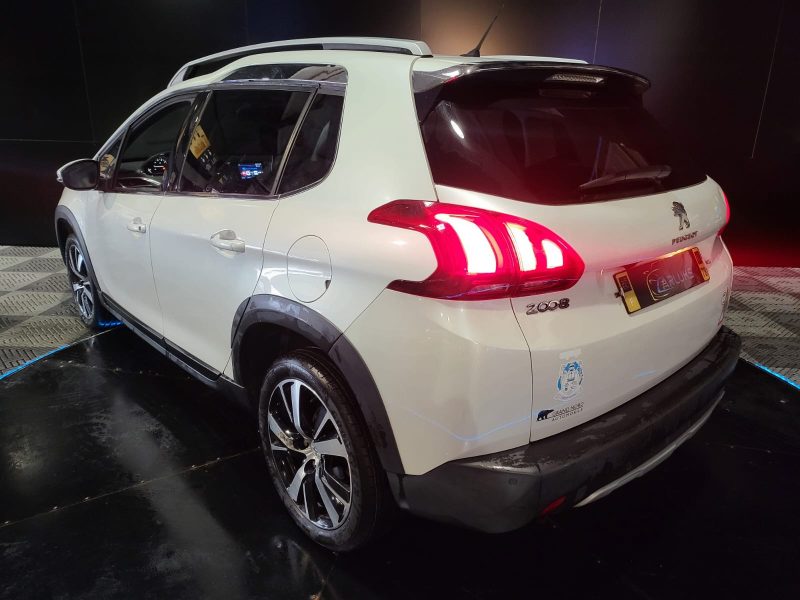 PEUGEOT 2008 Essence 110cv Féline Boite Auto 1ère Main / APPLE CARPLAY/ANDROID AUTO/TOIT PANORAMIQUE