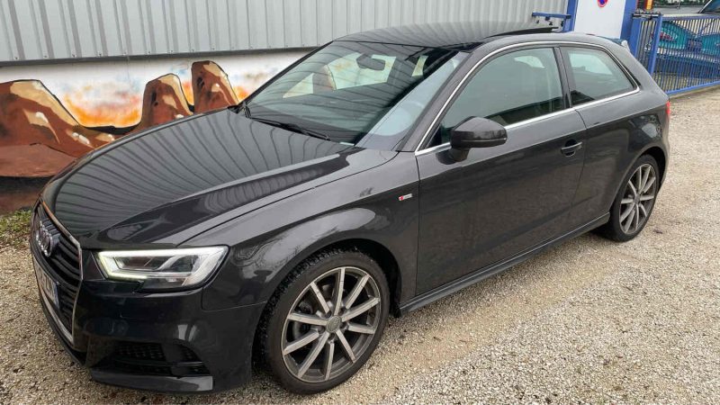 AUDI A3 1.5 TFSI 150cv S TRONIC DESIGN LUXE VIRTUAL&TOIT PANO REPRISE POSSIBLE