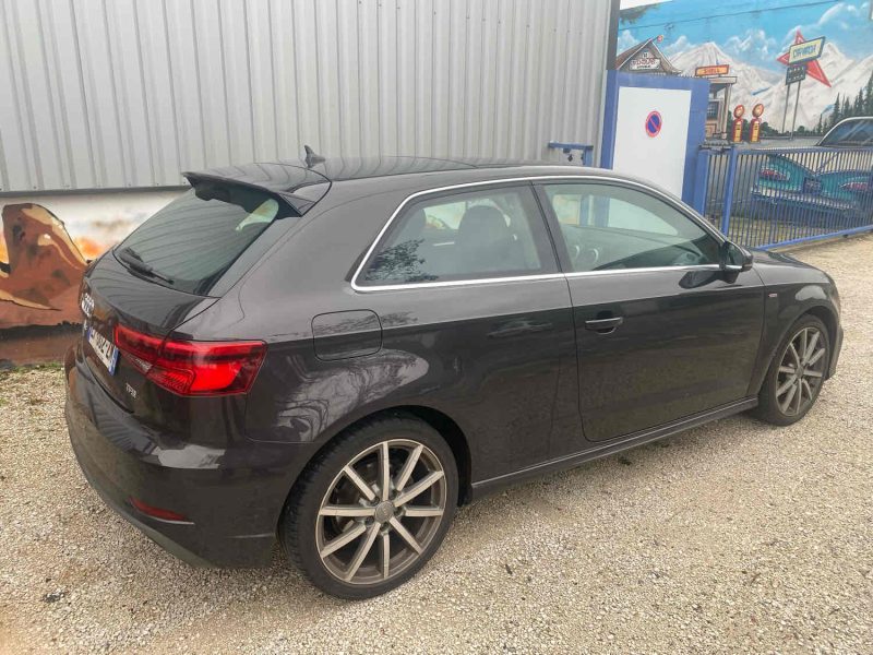 AUDI A3 1.5 TFSI 150cv S TRONIC DESIGN LUXE VIRTUAL&TOIT PANO REPRISE POSSIBLE