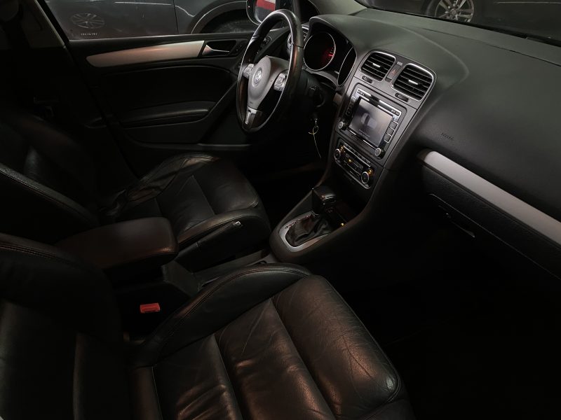 VOLKSWAGEN GOLF VI 2.0 TDI DSG 6