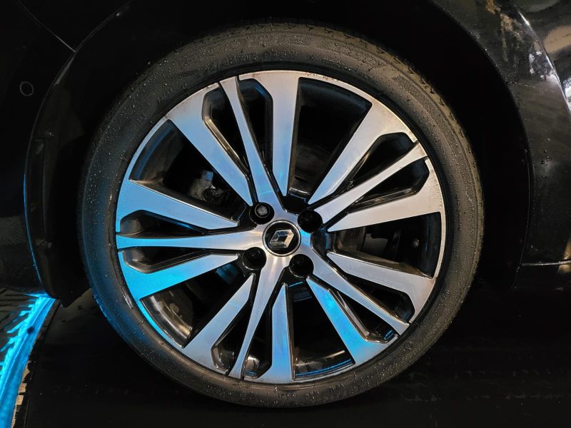 1.3 TCe 131cv INITALE PARIS / Sièges chauffants