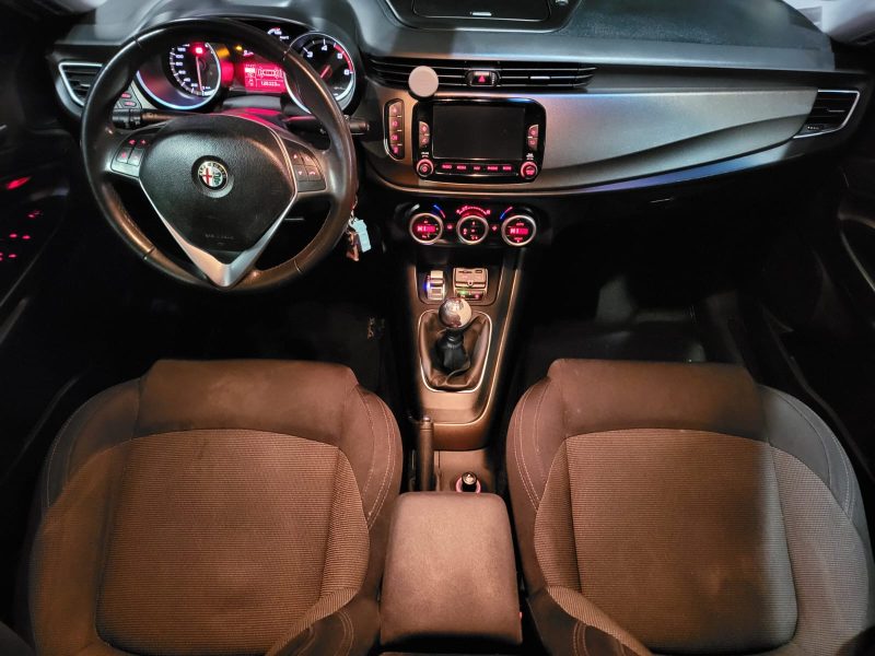 ALFA ROMEO GIULIETTA 1.6 JTDm 105cv Distinctive S/S BVM6 // RADAR-AV-AR/BLUETOOTH/SYSTEME U-CONNECT