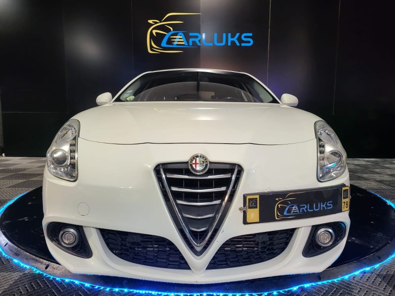 ALFA ROMEO GIULIETTA 1.6 JTDm 105cv Distinctive S/S BVM6 // RADAR-AV-AR/BLUETOOTH/SYSTEME U-CONNECT
