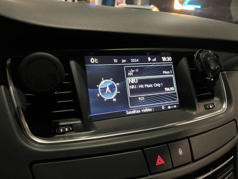 PEUGEOT 508 2.0 HDI 163 CV BVA FELINE AFFICHAGE TETE HAUTE / SIEGES ELECTRIQUE/ CHAUFFANT / KEYLESS