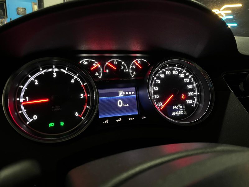 PEUGEOT 508 2.0 HDI 163 CV BVA FELINE AFFICHAGE TETE HAUTE / SIEGES ELECTRIQUE/ CHAUFFANT / KEYLESS