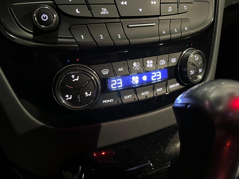 PEUGEOT 508 2.0 HDI 163 CV BVA FELINE AFFICHAGE TETE HAUTE / SIEGES ELECTRIQUE/ CHAUFFANT / KEYLESS